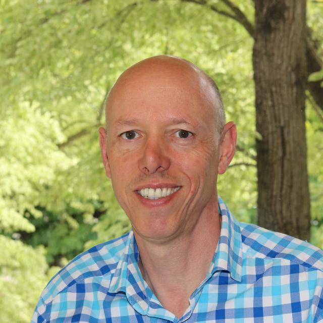  	  Professor Richard Porter - University of Otago, New Zealand 